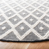 Safavieh Natura Nat482A Ivory/Black Rugs.