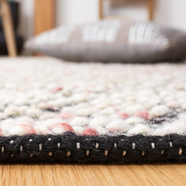 Safavieh Natura Nat615Q Ivory/Red Rugs.