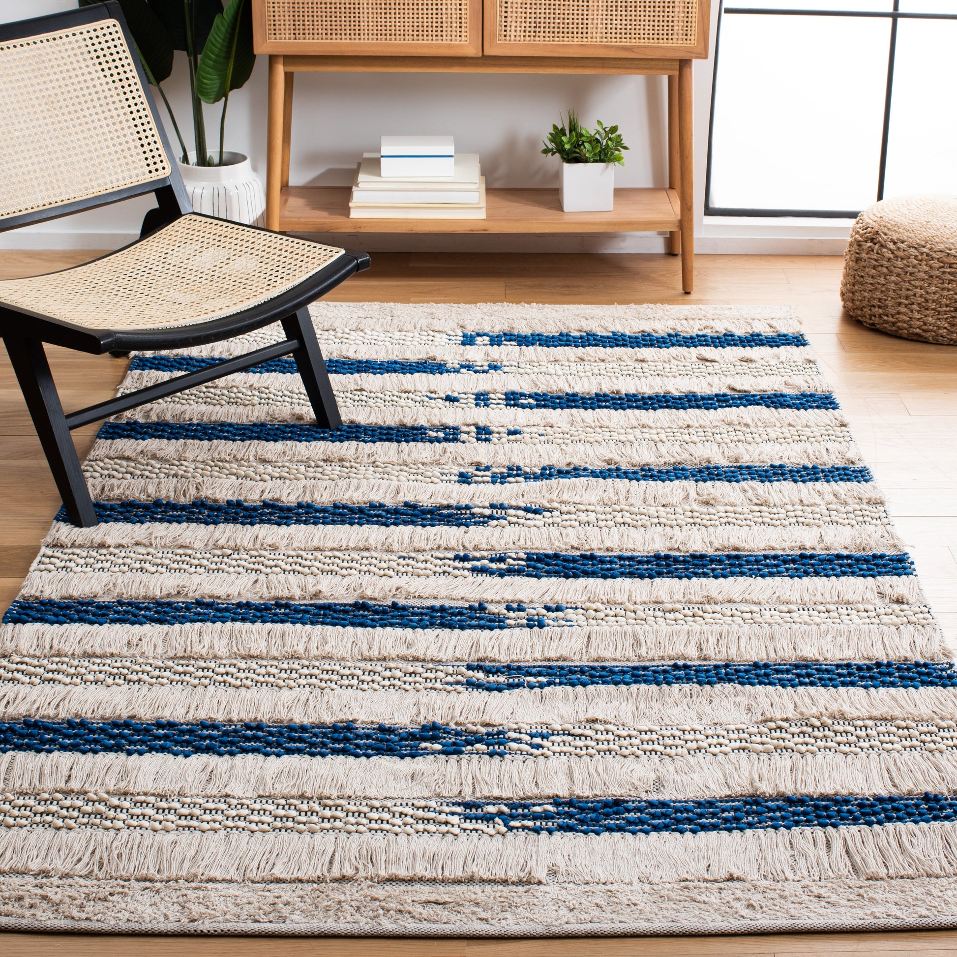 Safavieh Natura Nat655N Beige/Navy Area Rug