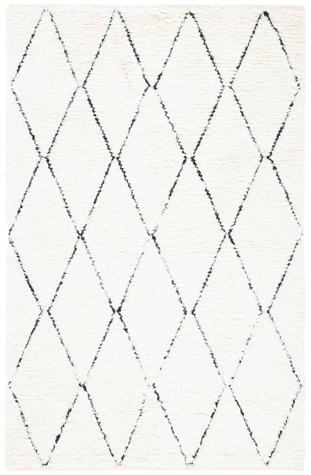 Safavieh Natura Nat683A Ivory/Black Rugs.