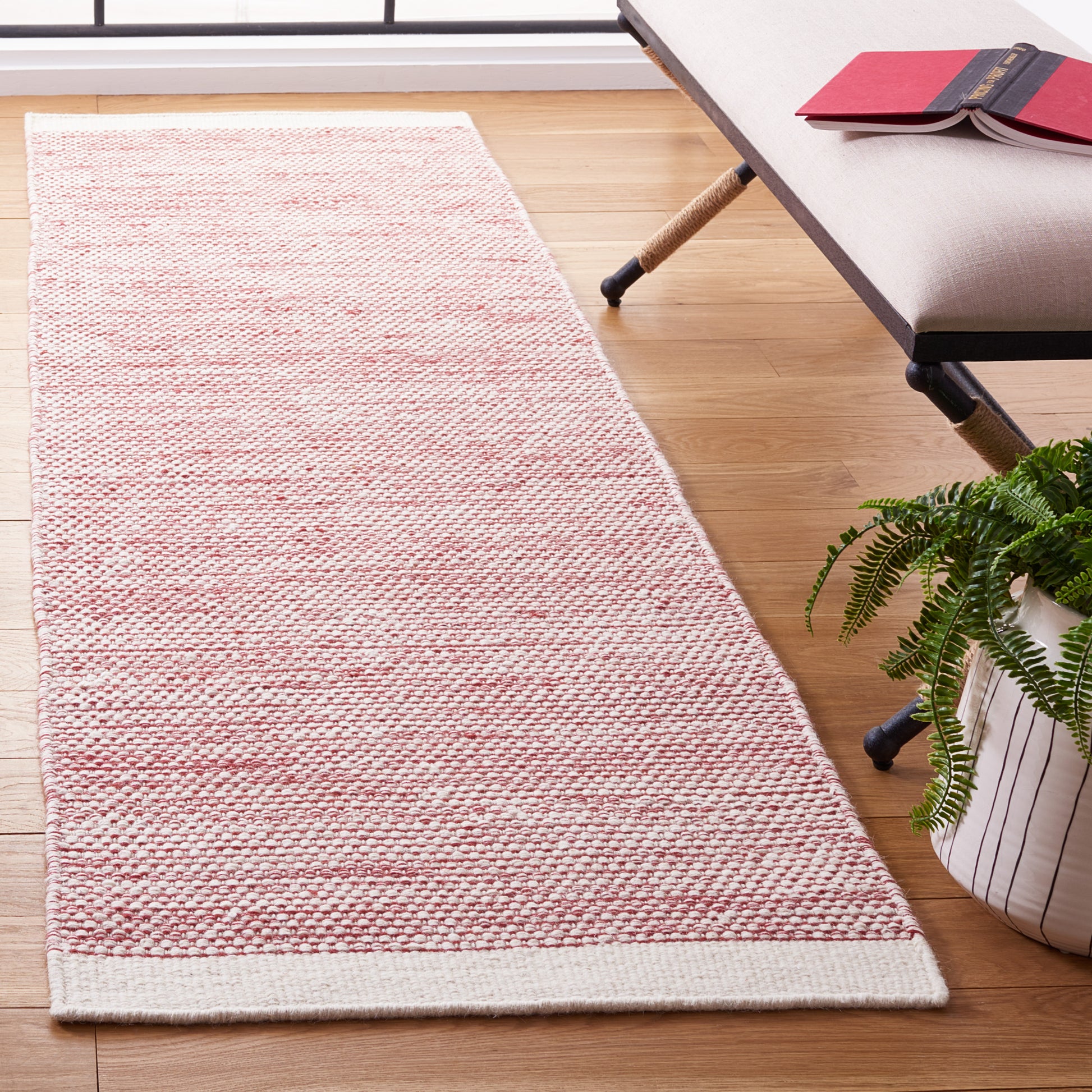 Safavieh Natura Nat776Q Red/Ivory Area Rug