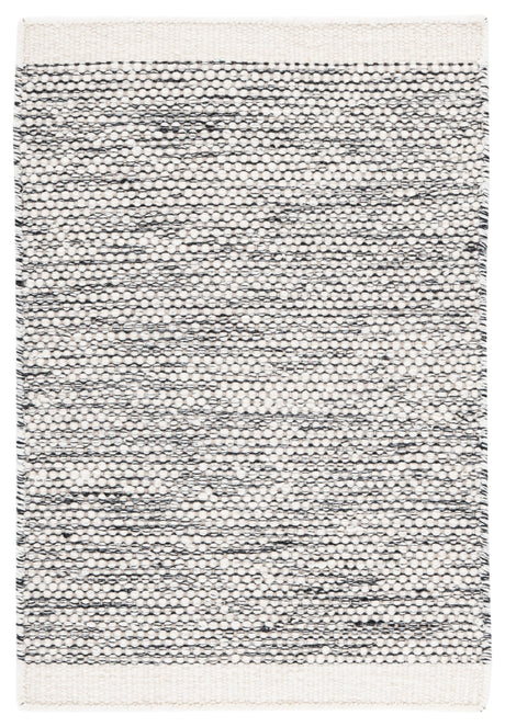 Safavieh Natura Nat776Z Black/Ivory Rug.