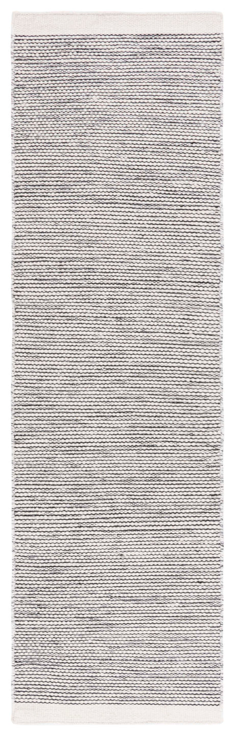 Safavieh Natura Nat776Z Black/Ivory Rug.