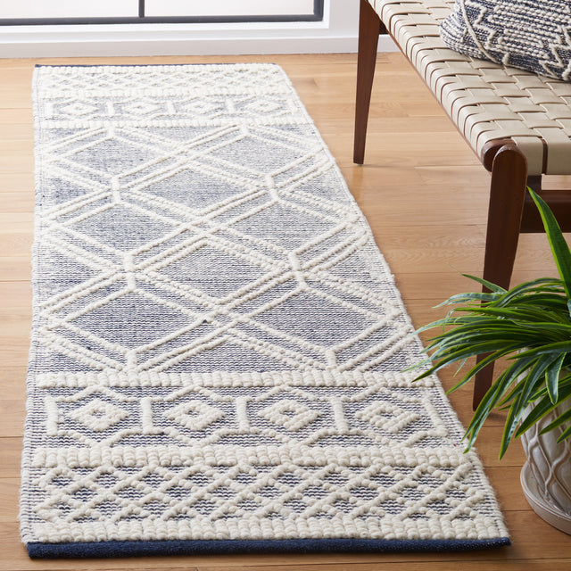 Safavieh Natura Nat826N Ivory/Navy Rug.