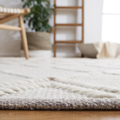 Safavieh Natura Nat832F Grey/Ivory Rug.