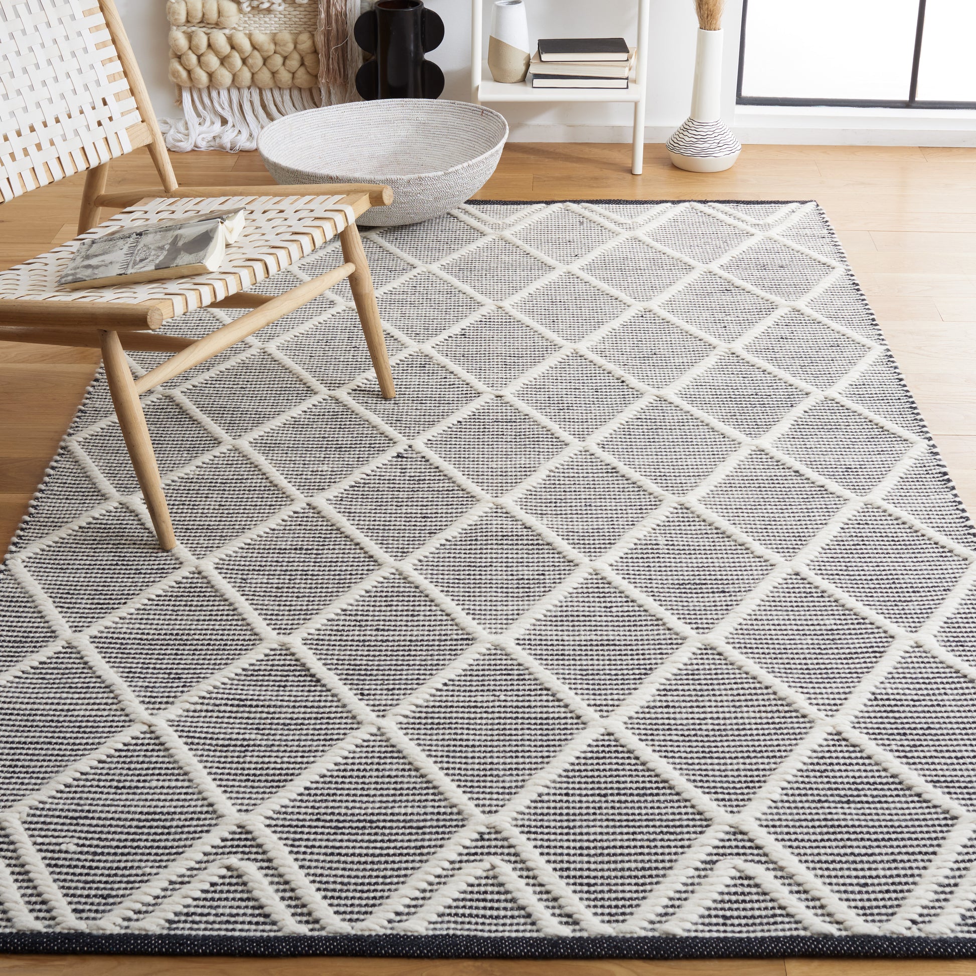 Safavieh Natura Nat832Z Black/Ivory Area Rug