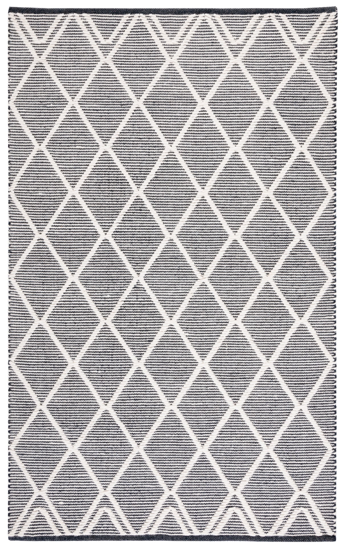 Safavieh Natura Nat832Z Black/Ivory Rug.