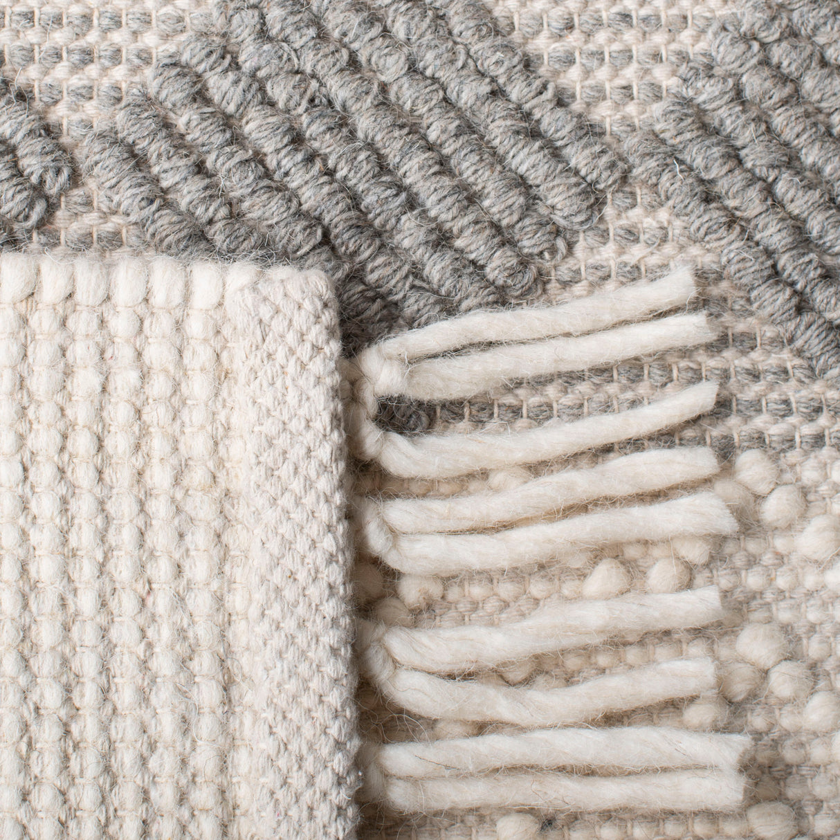 Safavieh Natura Nat851A Ivory/Grey Rugs.