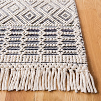 Safavieh Natura Nat852N Ivory/Navy Area Rug