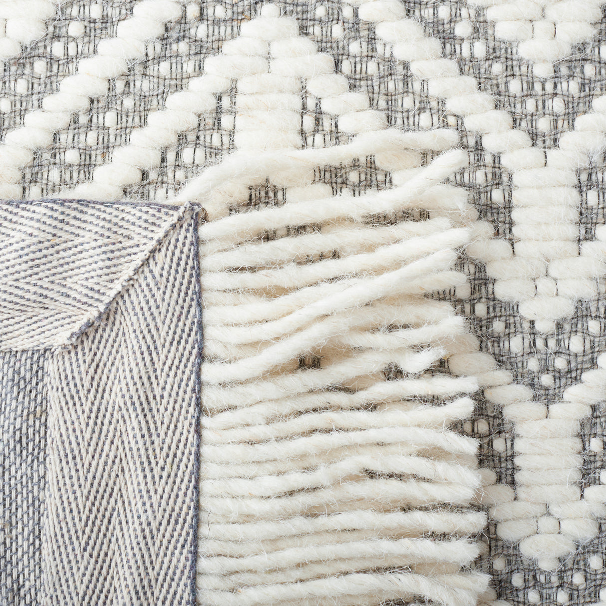 Safavieh Natura Nat866F Ivory/Grey Rug.