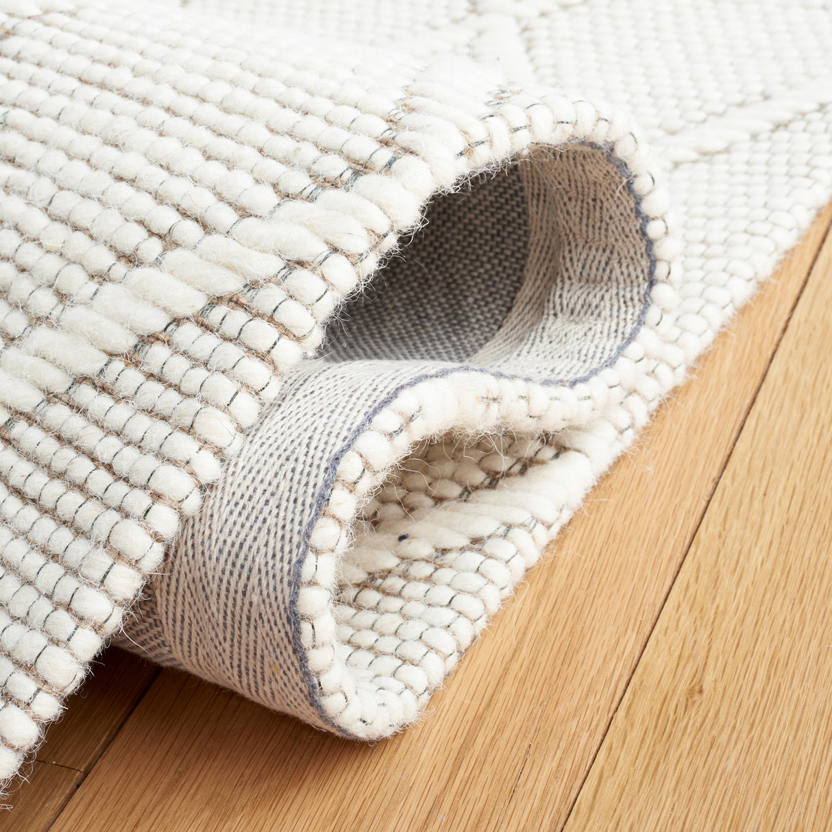 Safavieh Natura Nat868T Ivory/Brown Rug.