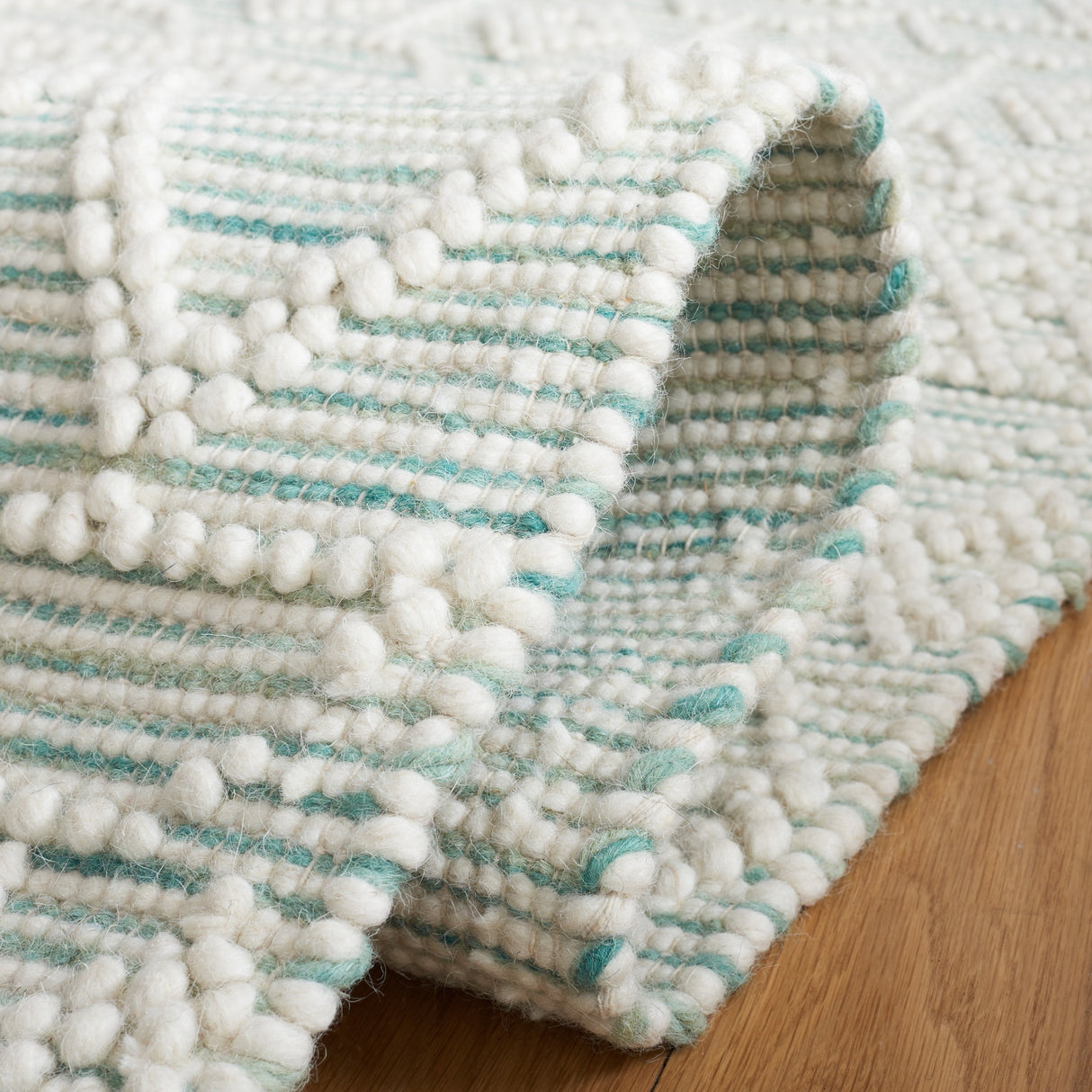 Safavieh Natura Nat875Y Ivory/Light Green Rug.