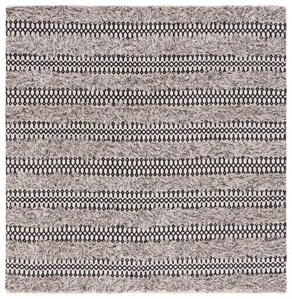 Safavieh Natura Nat927Z Black/Ivory Area Rug