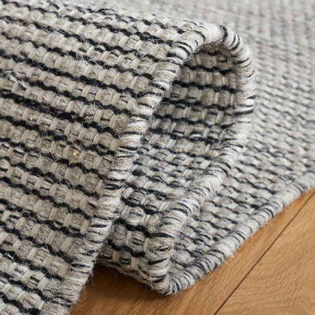 Safavieh Natura Nat975F Grey/Ivory Rug.