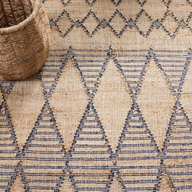 Safavieh Natural Fiber Nf224Z Black/Natural Rug.