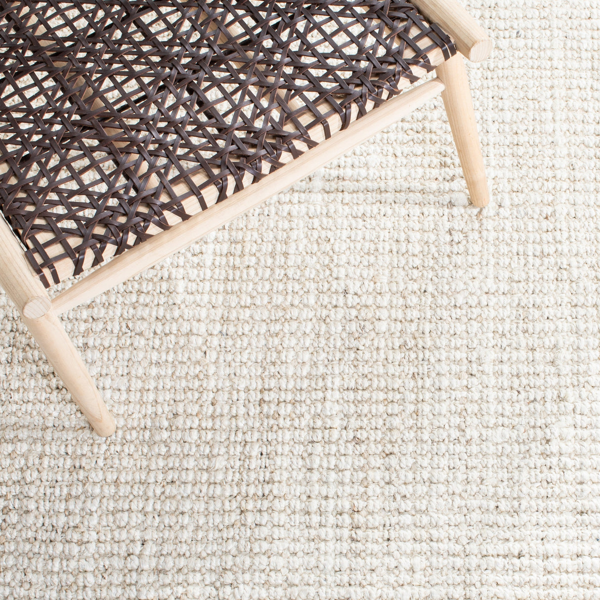 Safavieh Natural Fiber Nf747B Bleach/Ivory Rugs.