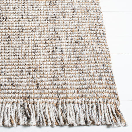 Safavieh Natural Fiber Nf826G Silver/Natural Area Rug