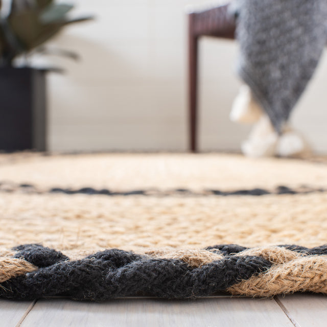 Safavieh Natural Fiber Nfb260Z Natural/Black Rug.