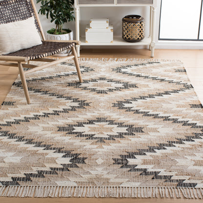 Safavieh Natural Fiber Nfb401A Natural/Black Area Rug