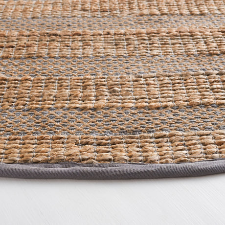 Safavieh Natural Fiber Nfb654F Grey/Natural Rug.