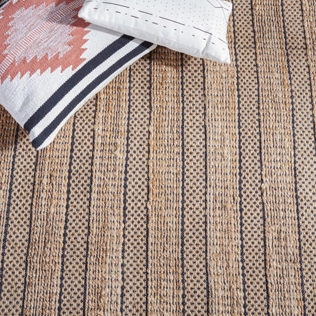 Safavieh Natural Fiber Nfb654Z Black/Natural Rug.