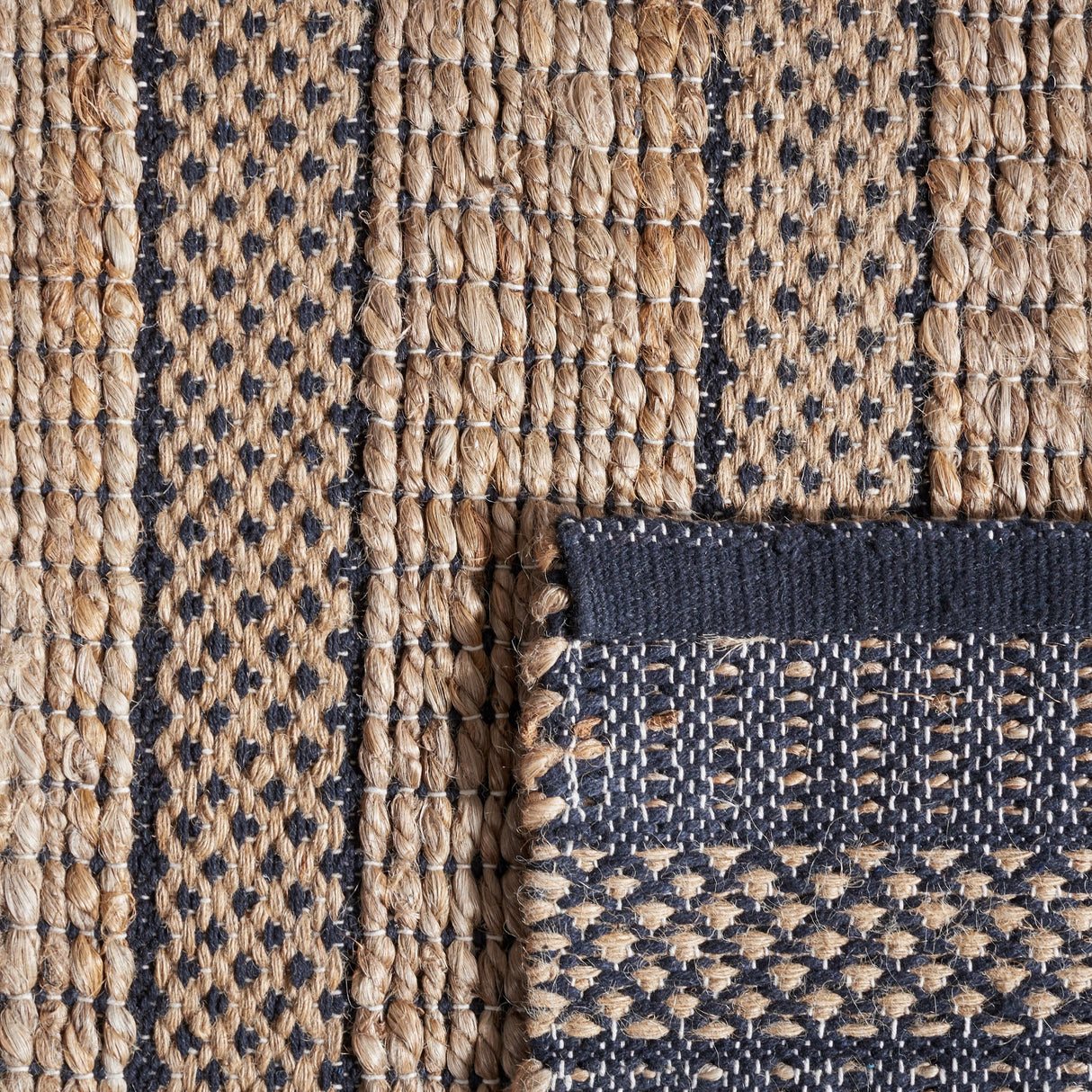 Safavieh Natural Fiber Nfb654Z Black/Natural Rug.