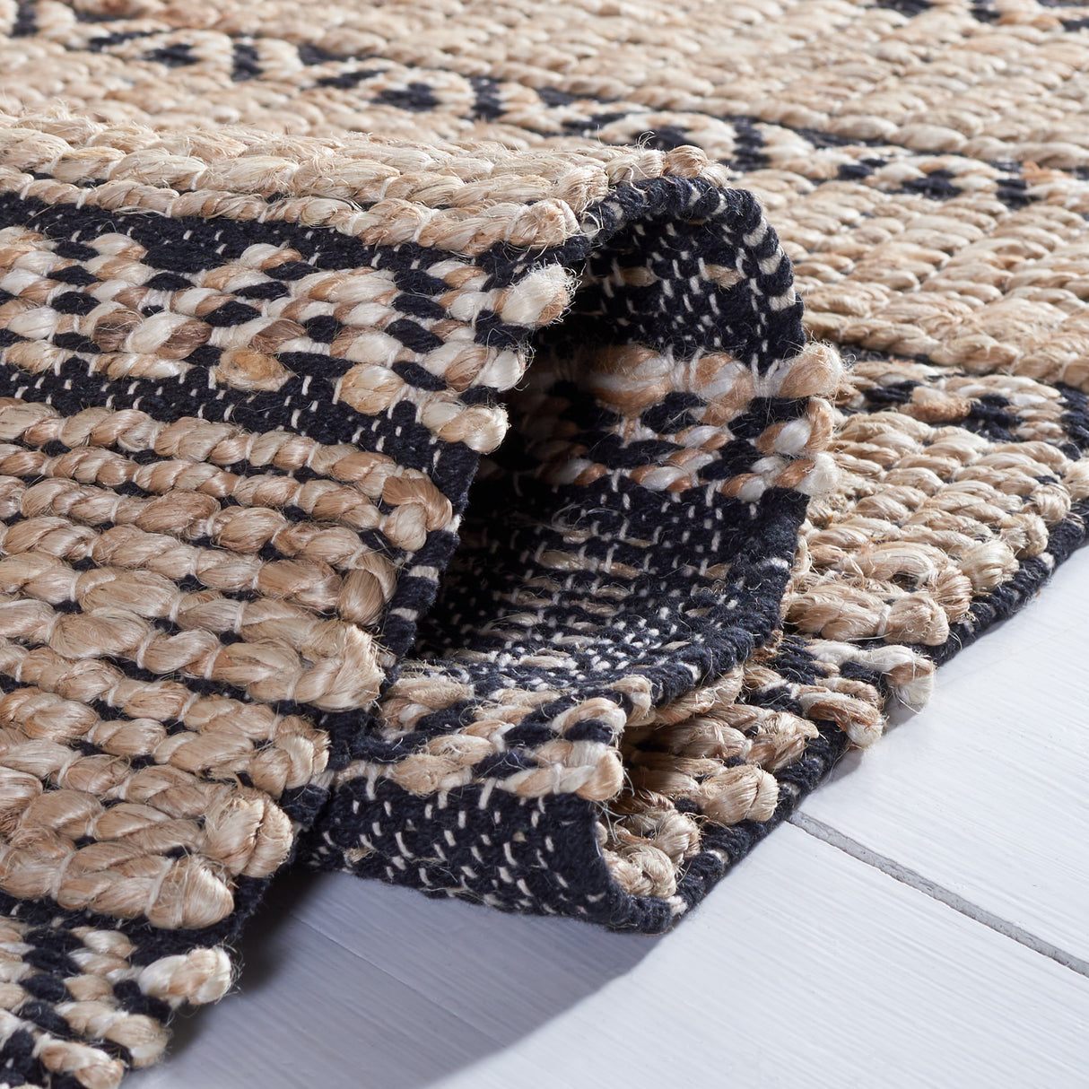 Safavieh Natural Fiber Nfb655Z Black/Natural Rug.