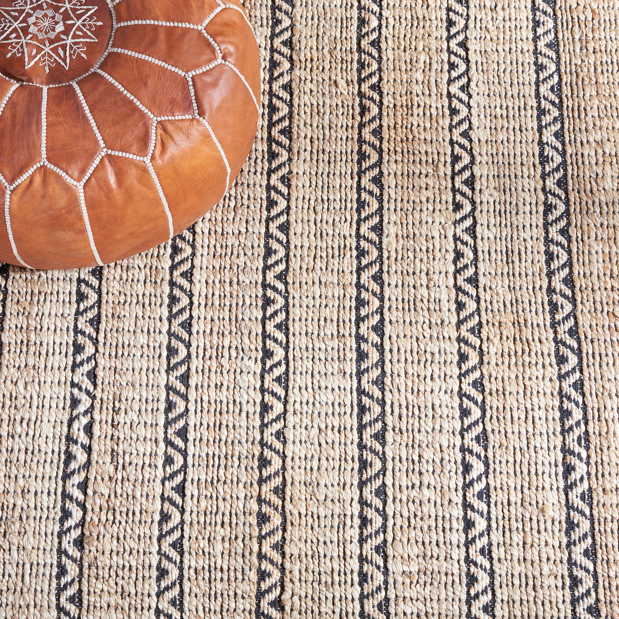 Safavieh Natural Fiber Nfb655Z Black/Natural Rug.