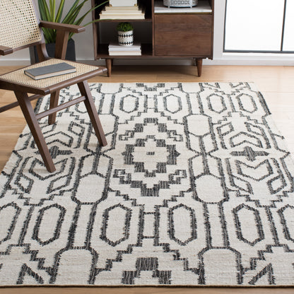 Safavieh Natural Fiber Nfb750A Ivory/Black Area Rug