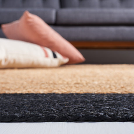 Safavieh Natural Fiber Nfb852Z Natural/Black Rug.