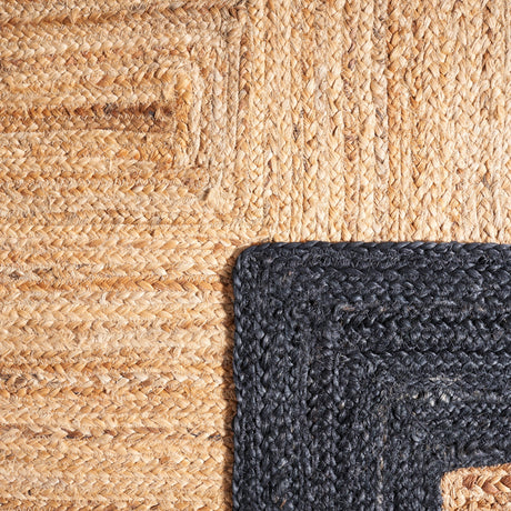 Safavieh Natural Fiber Nfb852Z Natural/Black Rug.