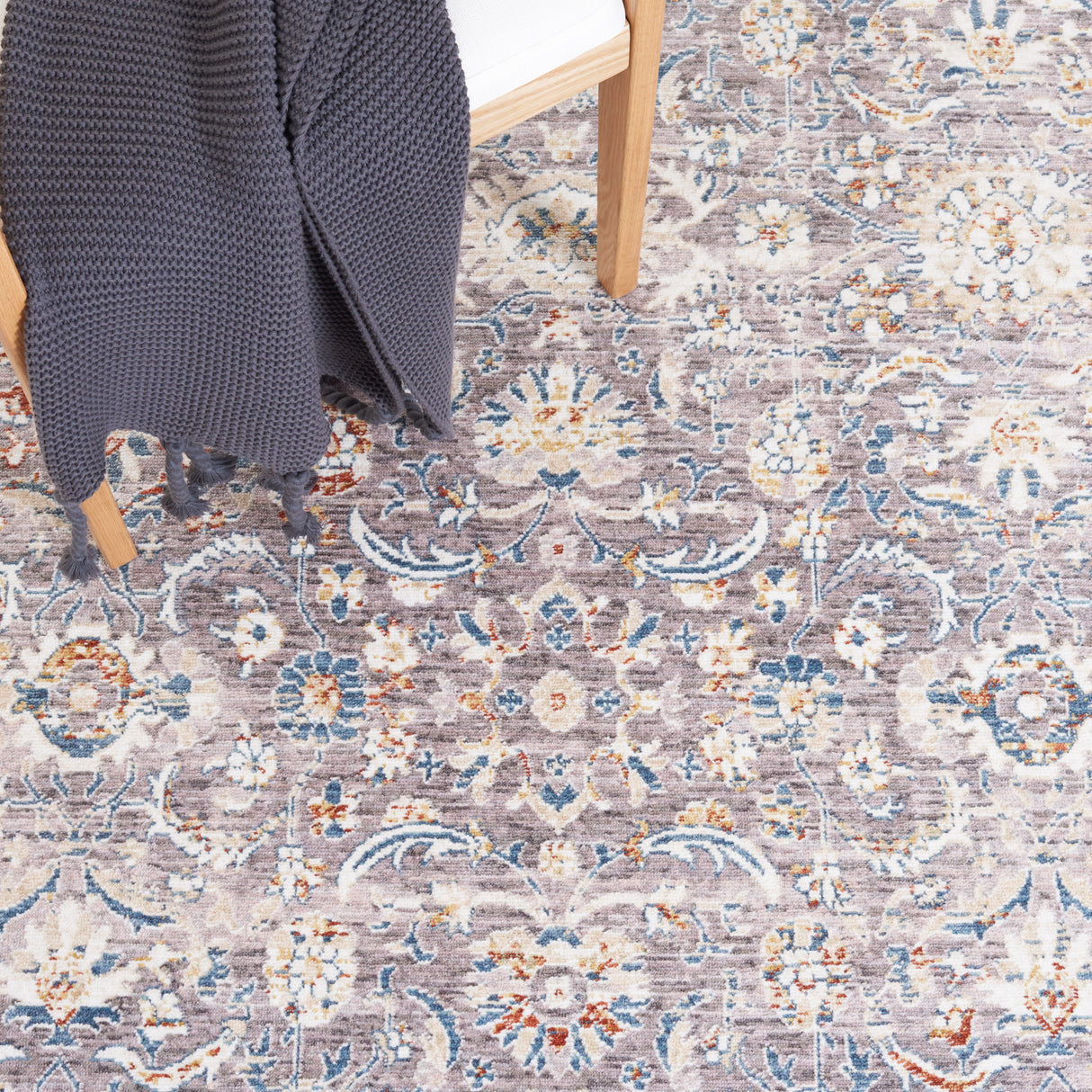 Safavieh Olympia Opa210F Grey/Ivory Rug.