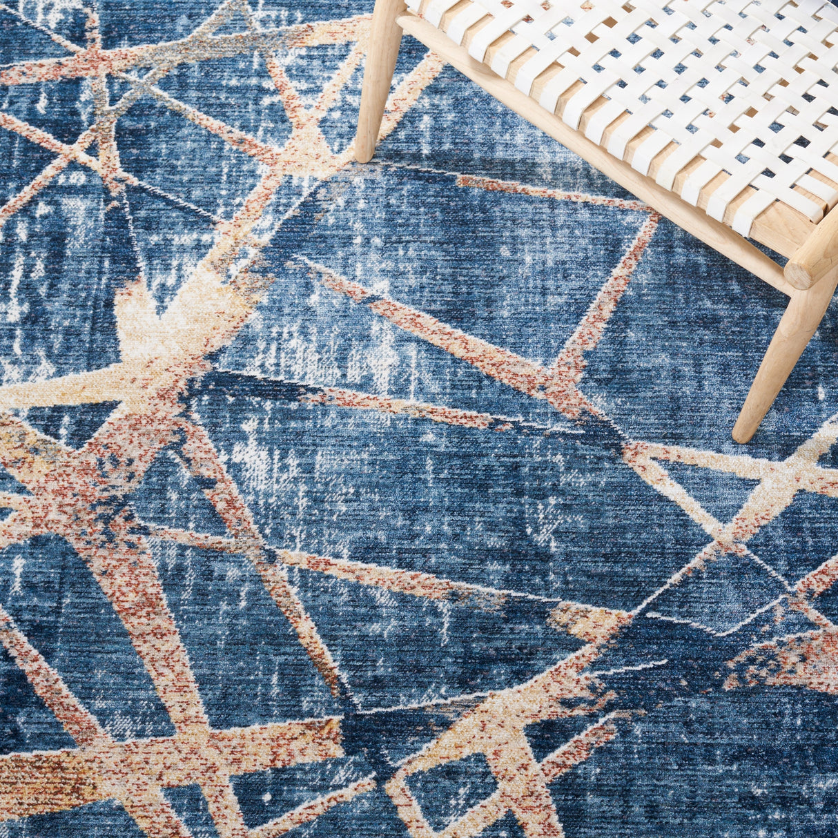 Safavieh Olympia Opa222N Blue/Navy Rug.