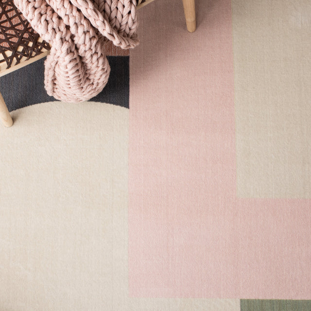 Safavieh Orwell Orw301C Beige/Pink Rugs.