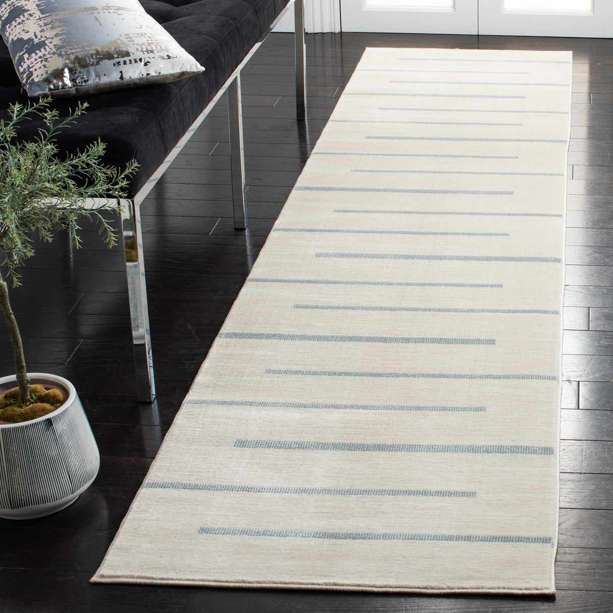 Safavieh Orwell Orw353A Ivory/Blue Rugs.