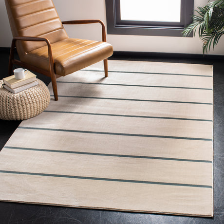Safavieh Orwell Orw391A Ivory/Navy Rug.