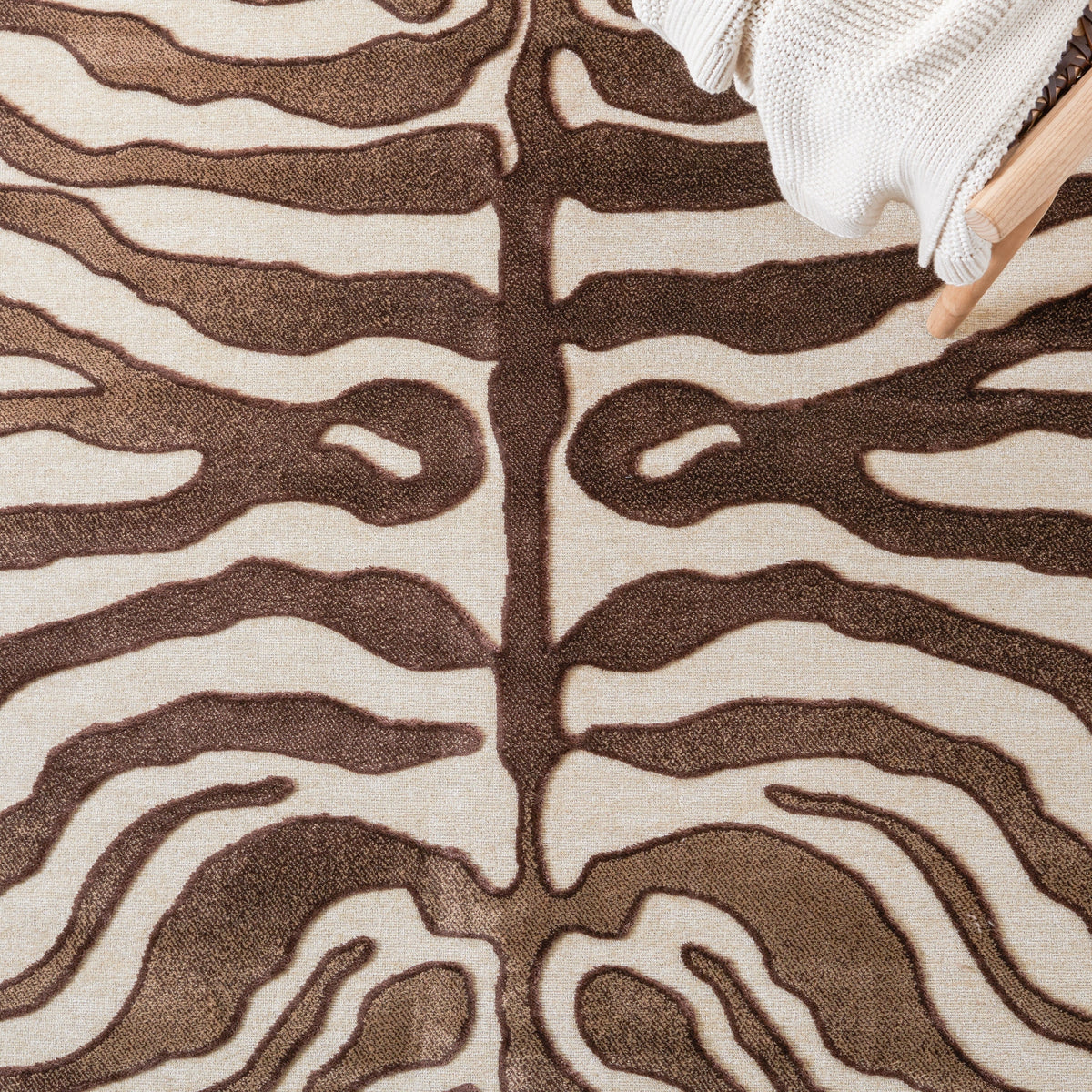 Safavieh Paradise Par83 Light Silver Rugs.