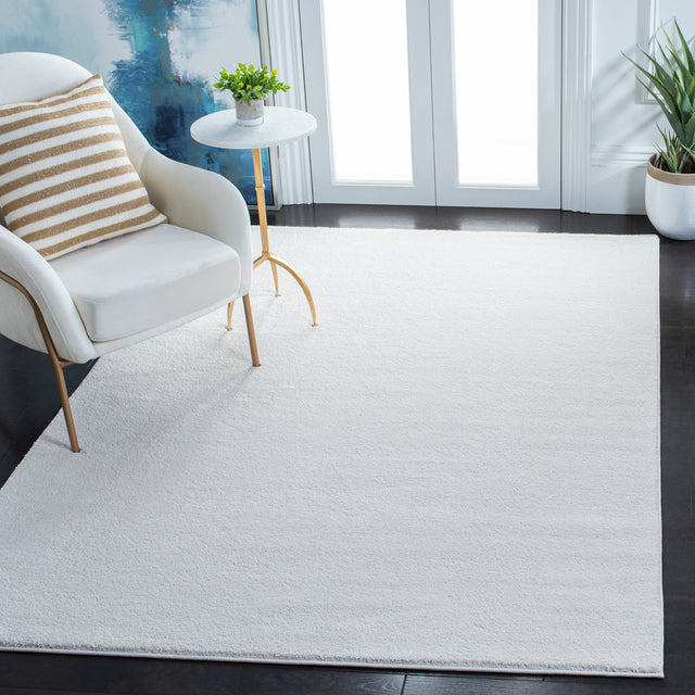 Safavieh Plain And Solid Pns320 Ivory Rug.
