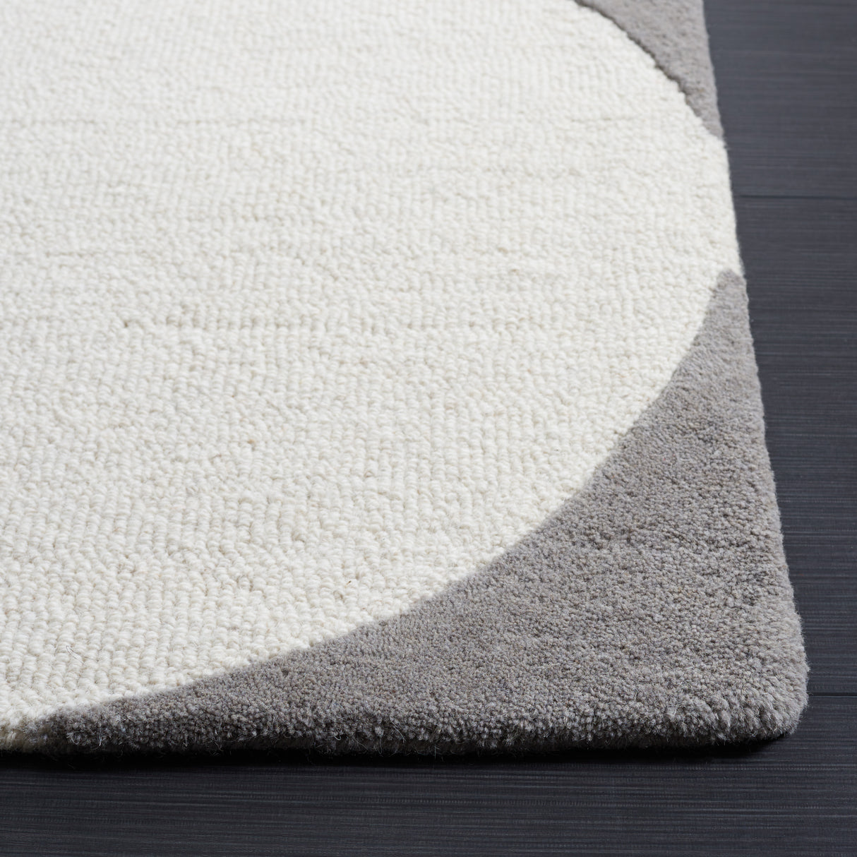 Safavieh Rodeo Drive Rd856F Grey/Black Rug.