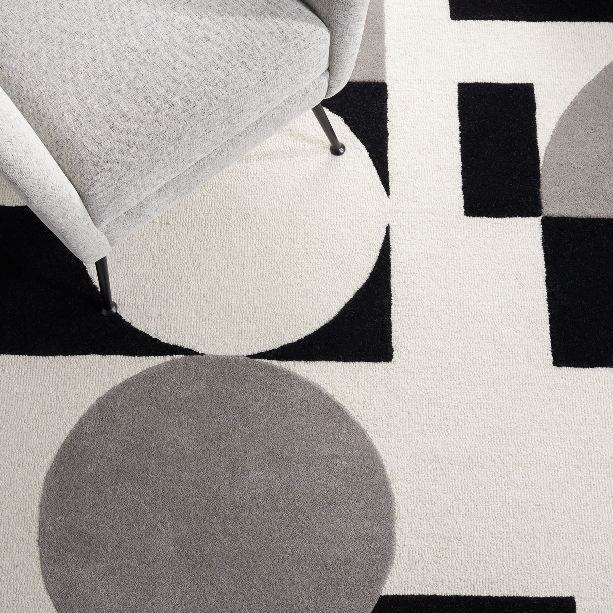 Safavieh Rodeo Drive Rd856F Grey/Black Rug.
