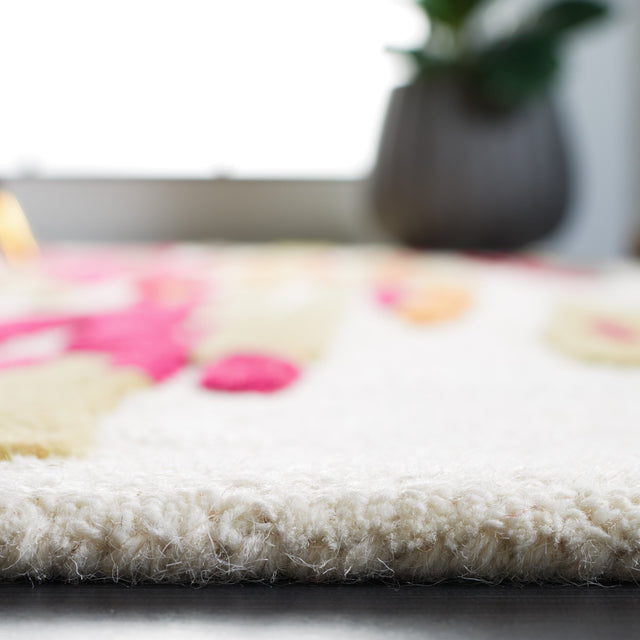 Safavieh Rodeo Drive Rd858Q Ivory/Red Rug.