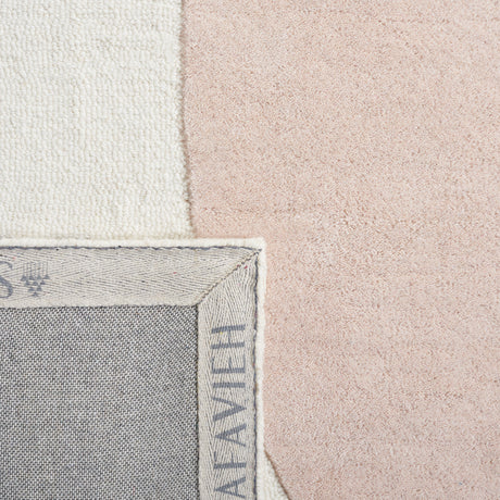 Safavieh Rodeo Drive Rd860U Ivory/Blush Rug.