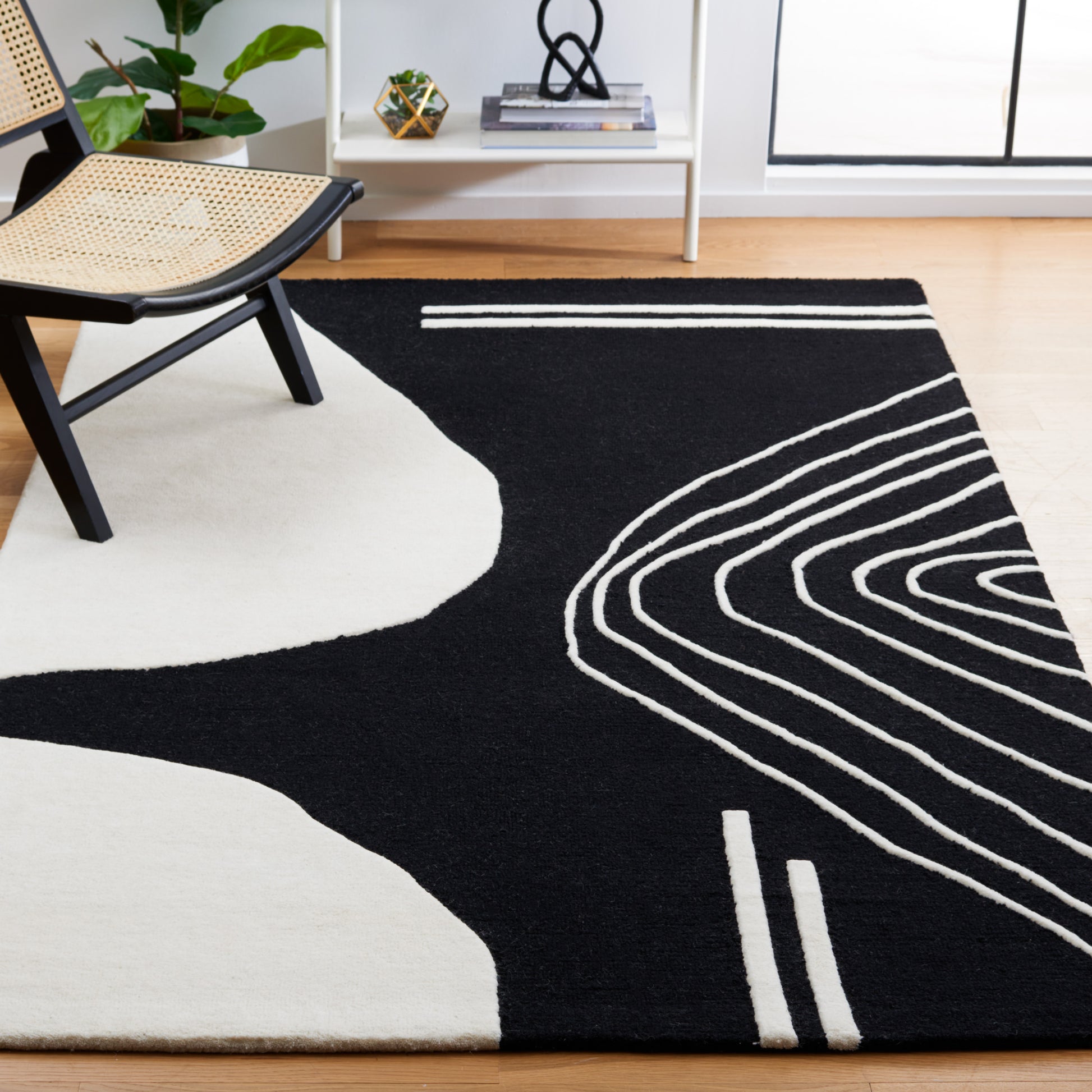 Safavieh Rodeo Drive Rd860Z Black/Ivory Area Rug