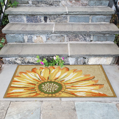 Liora Manne Frontporch Sunflower 1417/09 Yellow Area Rug