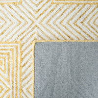 Safavieh Roslyn Ros352C Yellow/Ivory Area Rug