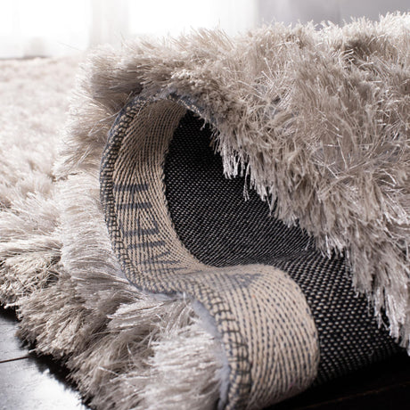 Safavieh Riviera Shag Rvg123F Light Grey Rugs.