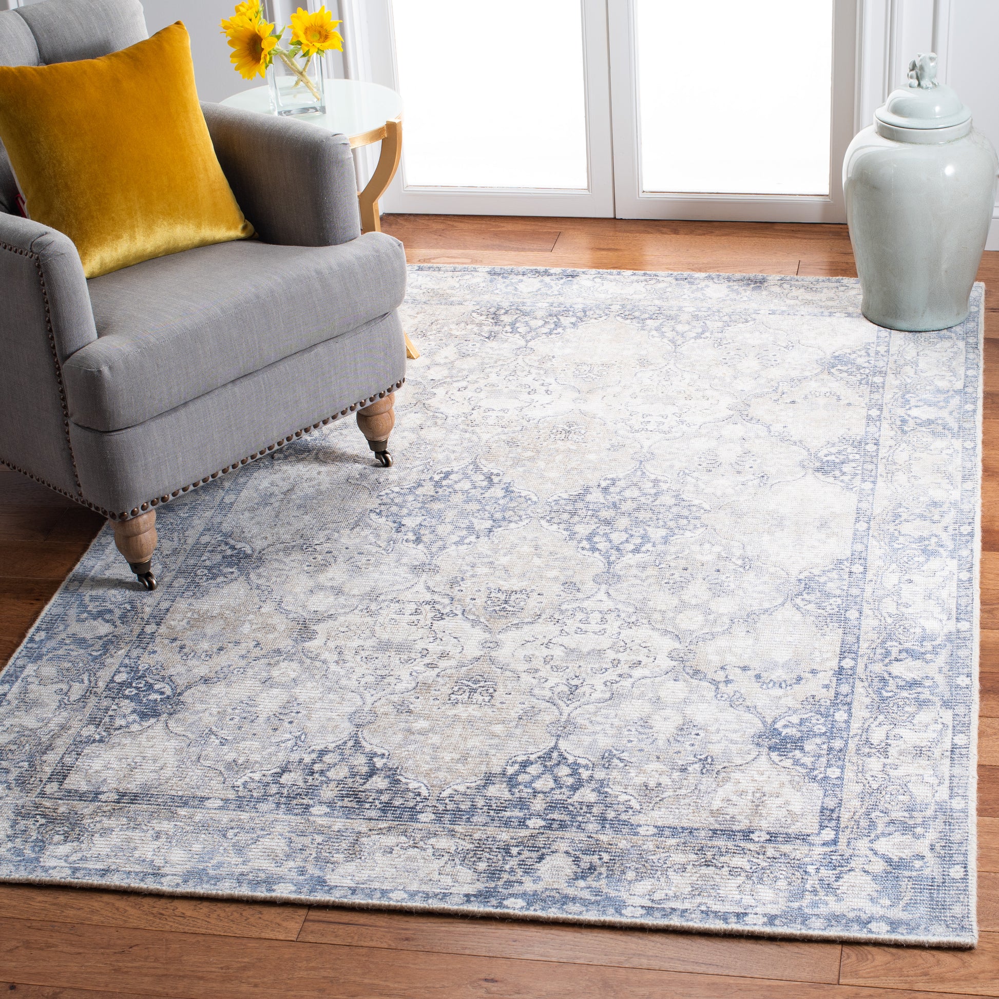 Safavieh Restoration Vintage Rvt705A Ivory/Blue Area Rug