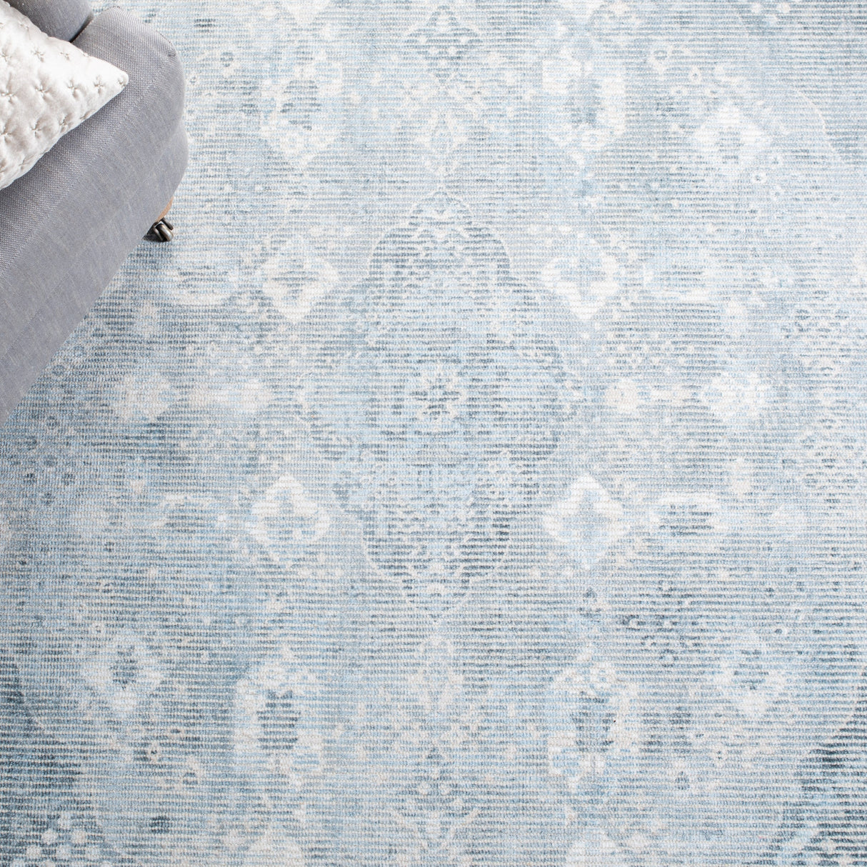 Safavieh Restoration Vintage Rvt708F Grey/Light Blue Rugs.