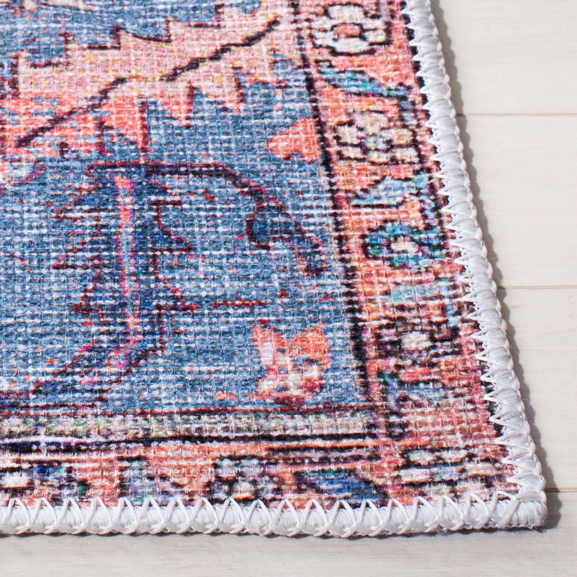 Safavieh Serapi Sep356J Light Blue/Beige Area Rug