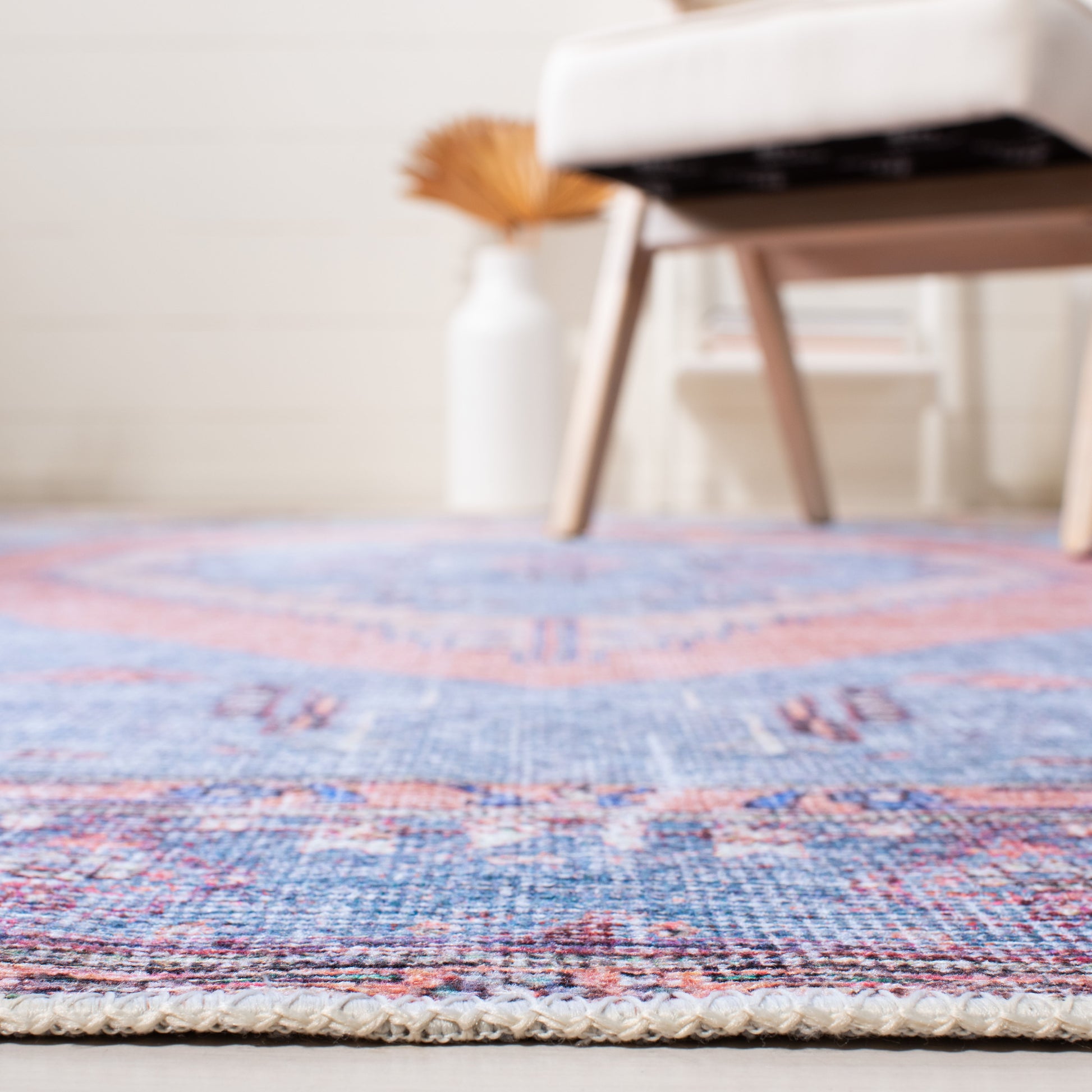 Safavieh Serapi Sep356J Light Blue/Beige Area Rug